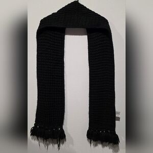 Chic Black Knit Scarf with Fringe